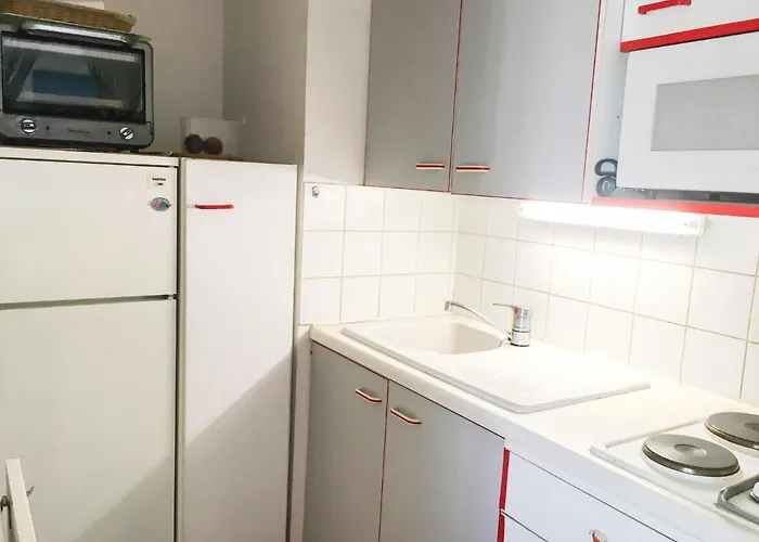 Apartament Les Chatelaines-3 By Interhome